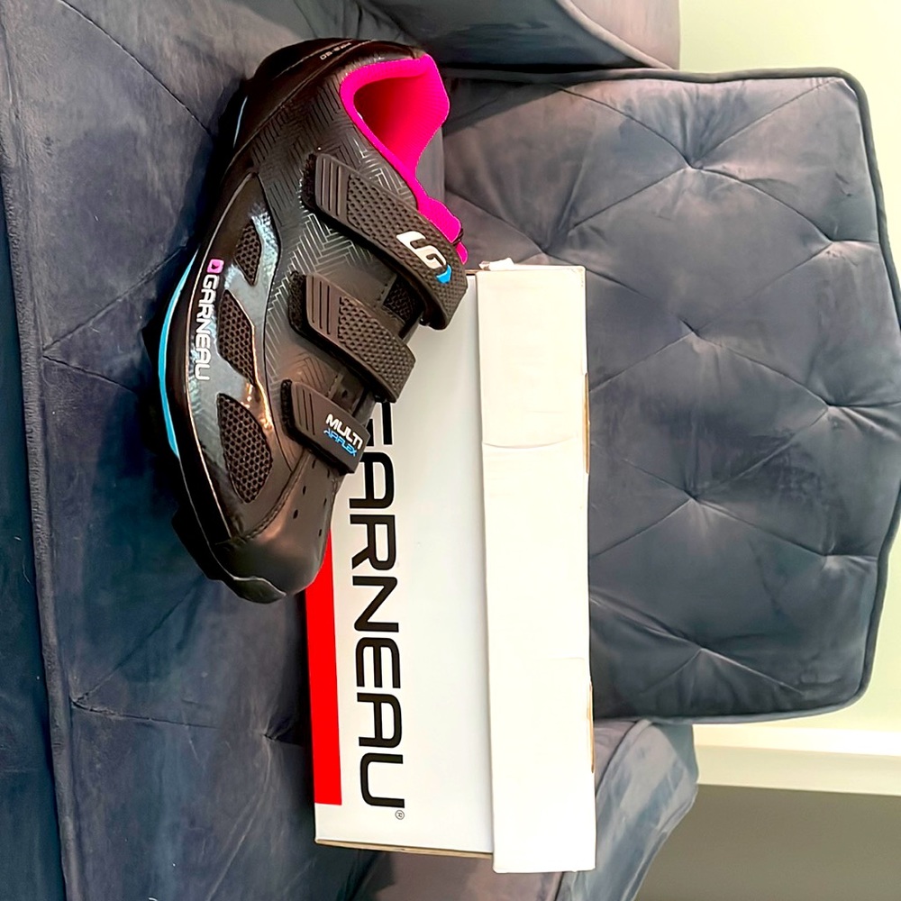 Garneau W’s Multi Air Flex Black-Pink USA 11.5 spin shoes compatible with SPD